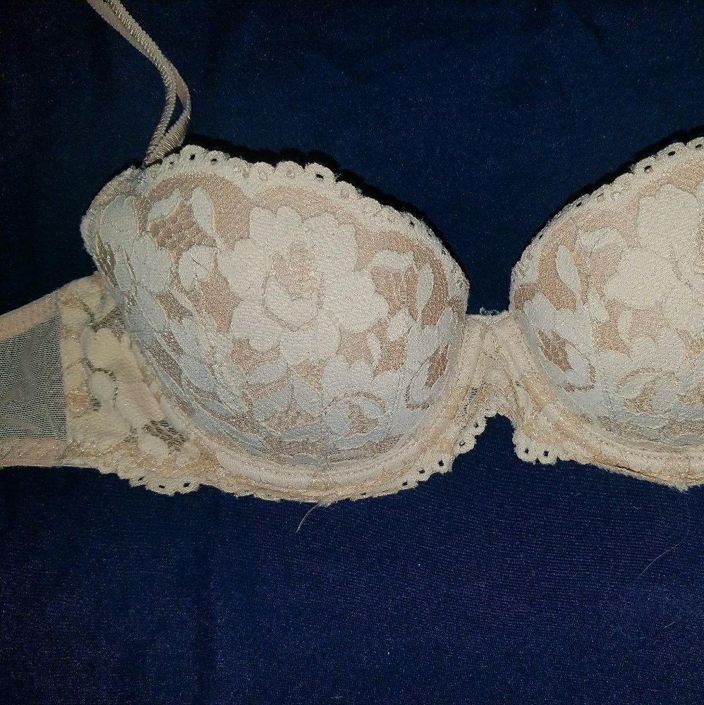 VS PINK sexy push up lace bra 32a